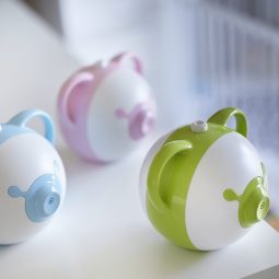 Afficher une photo en taille réelle du mouche-bébé électrique Nosiboo Pro en trois couleurs